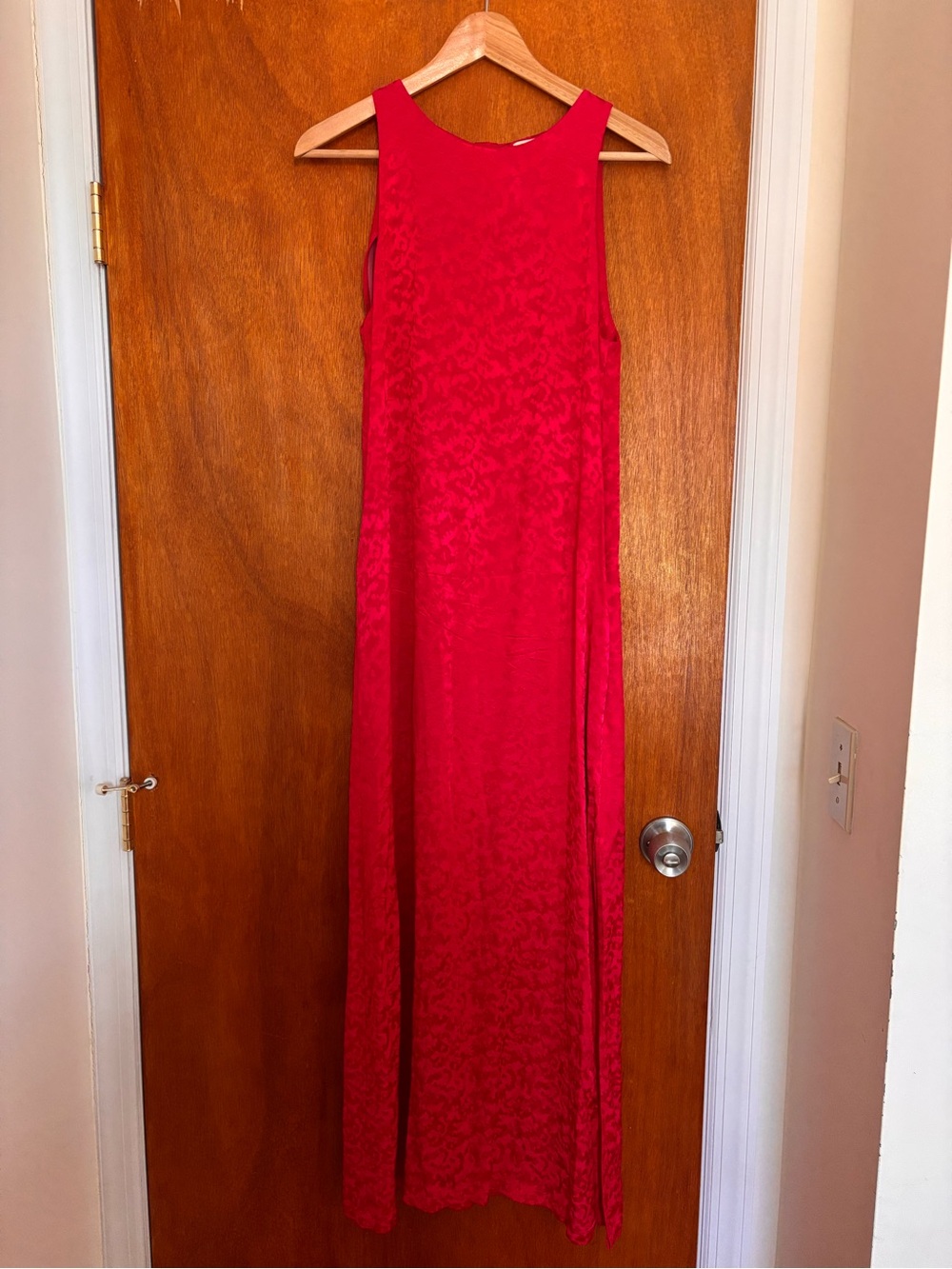 Sleeveless Red Maxi Dress - Elegant Women's Evening Gown